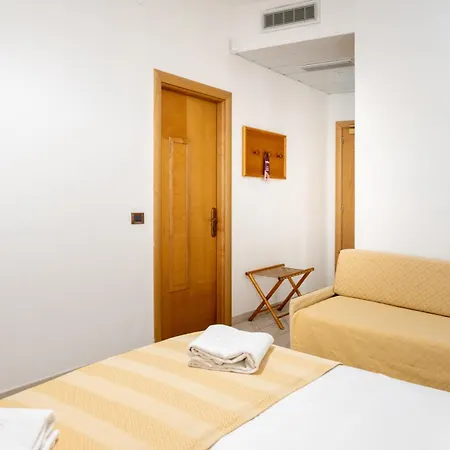 Hotiday Hotel